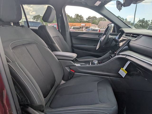 New 2026 Jeep Grand Cherokee Laredo X RWD image 31