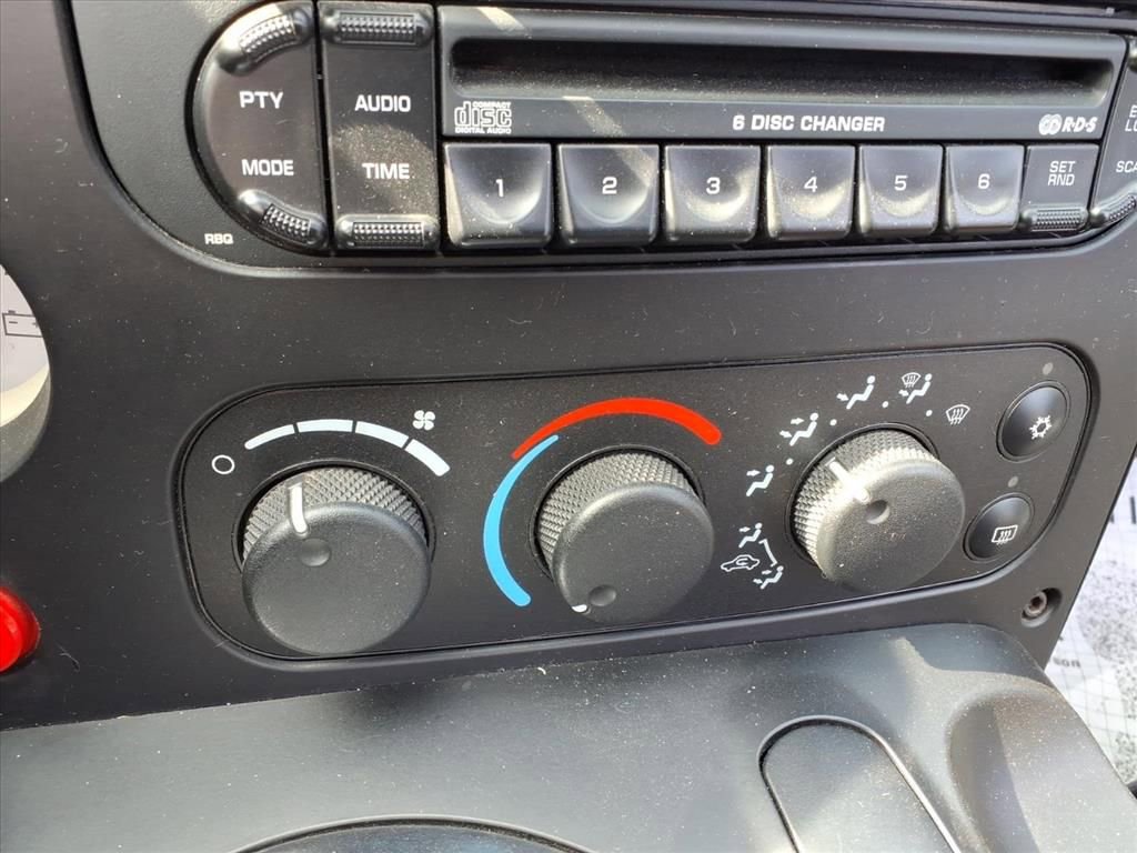 Used 2005 Dodge Viper SRT-10 image 14