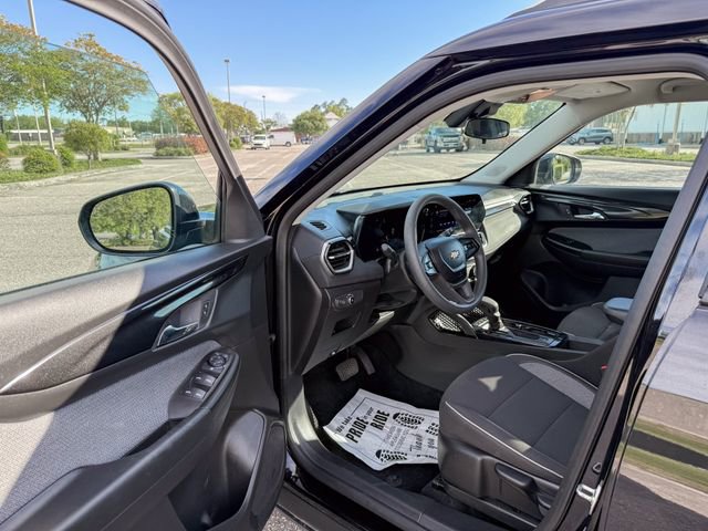 Used 2026 Chevrolet TrailBlazer LT FWD image 12