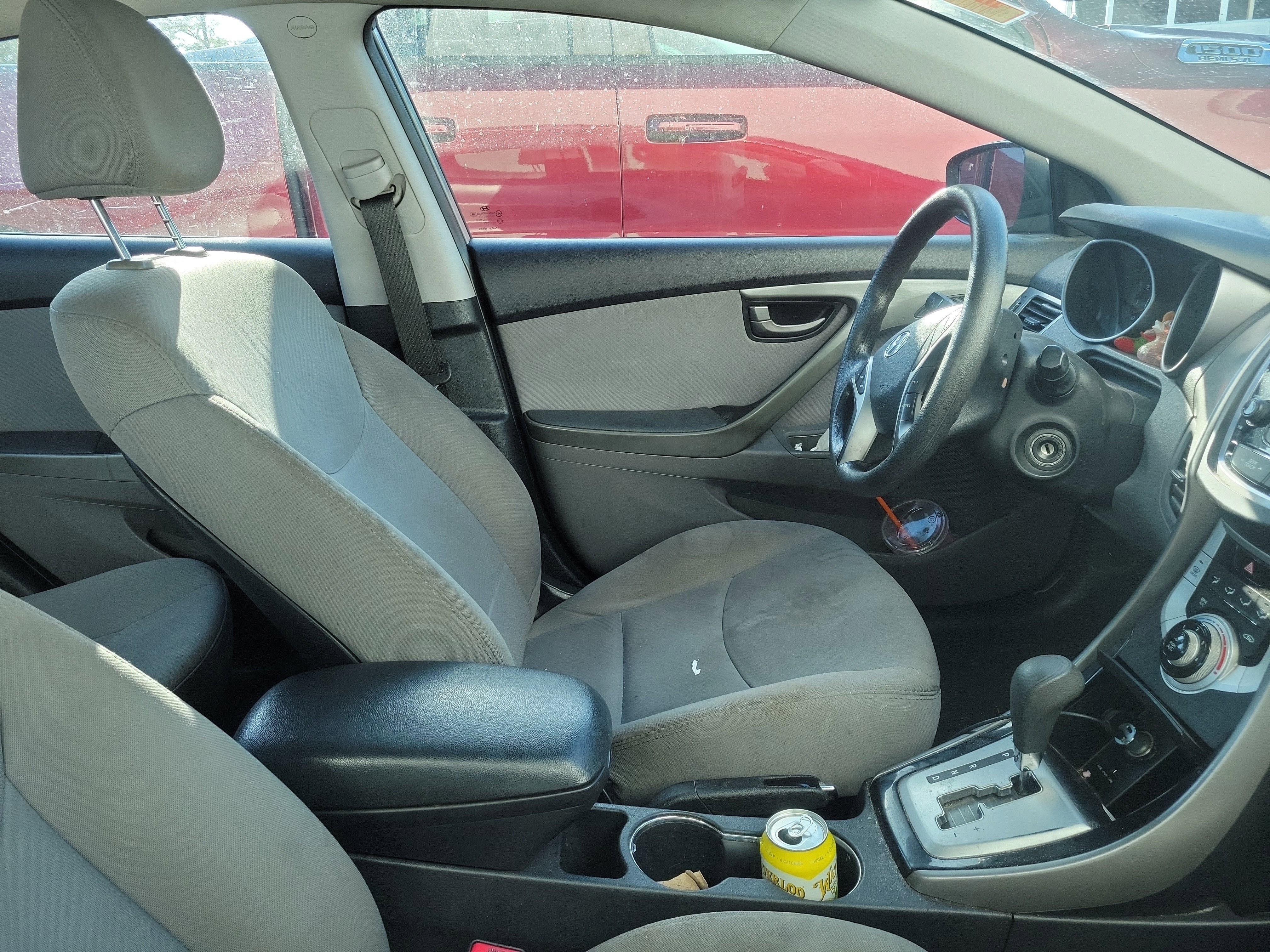 Used 2012 Hyundai Elantra GLS w/ Preferred Pkg 3 FWD image 10
