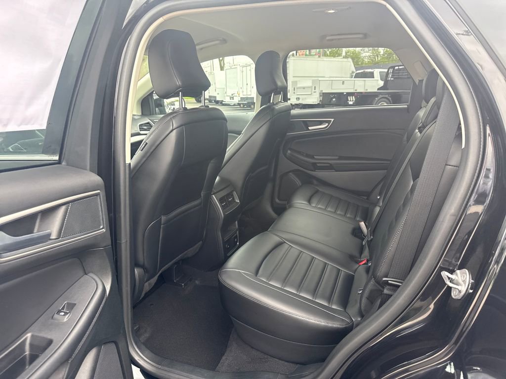 Used 2024 Ford Edge SEL w/ Convenience Package AWD/4WD image 18