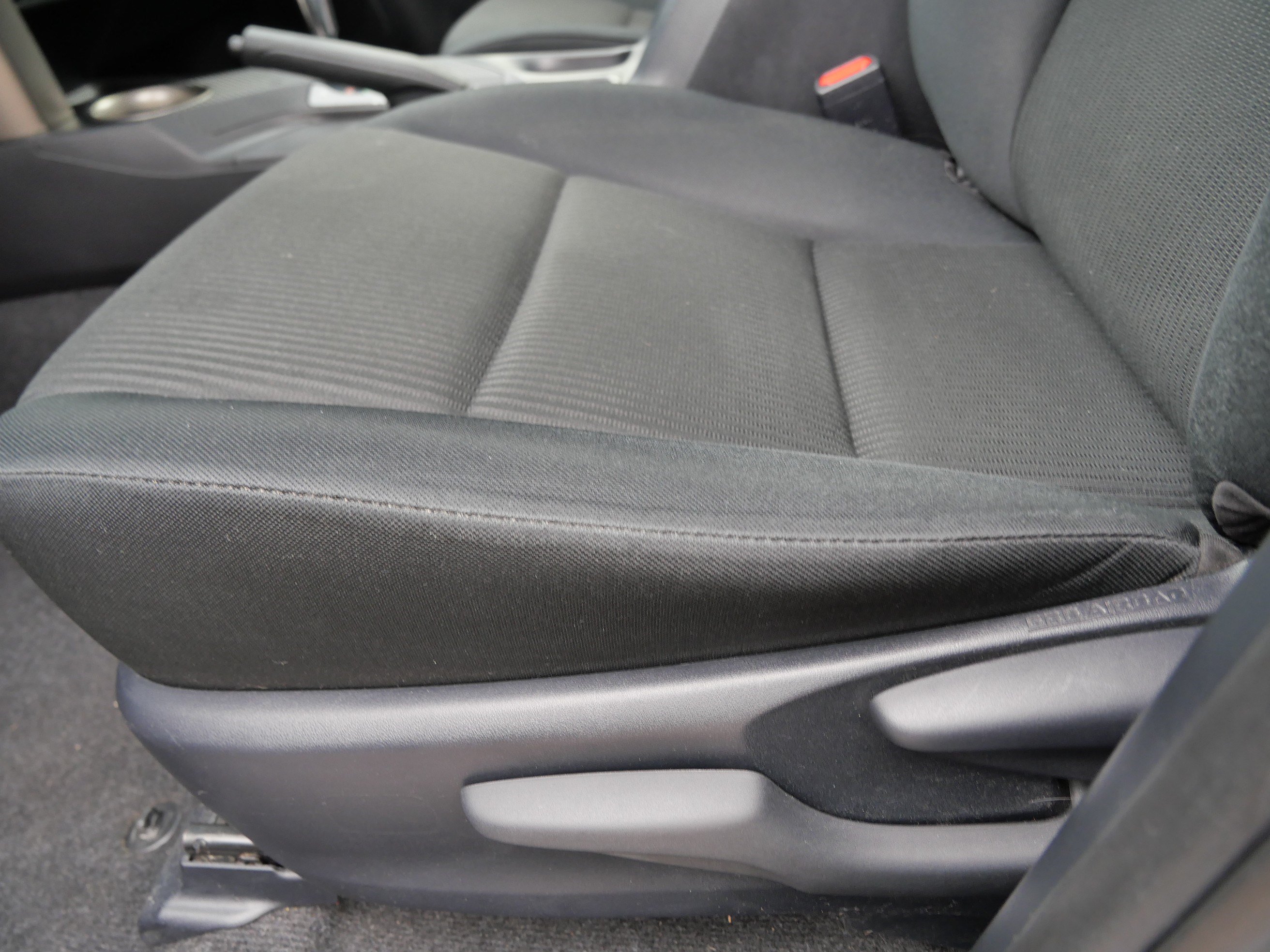 Used 2015 Toyota RAV4 LE AWD/4WD image 20