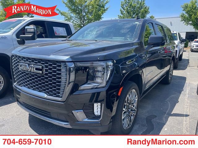Used 2023 GMC Yukon XL Denali Ultimate AWD/4WD image 1