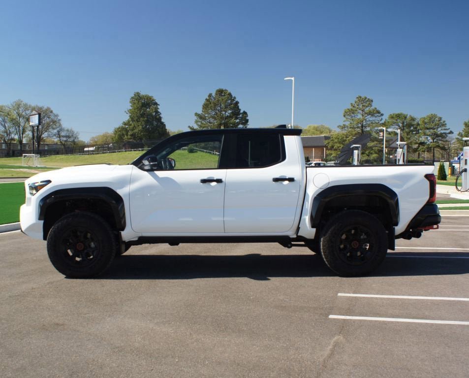 Used 2024 Toyota Tacoma TRD Pro AWD/4WD image 14