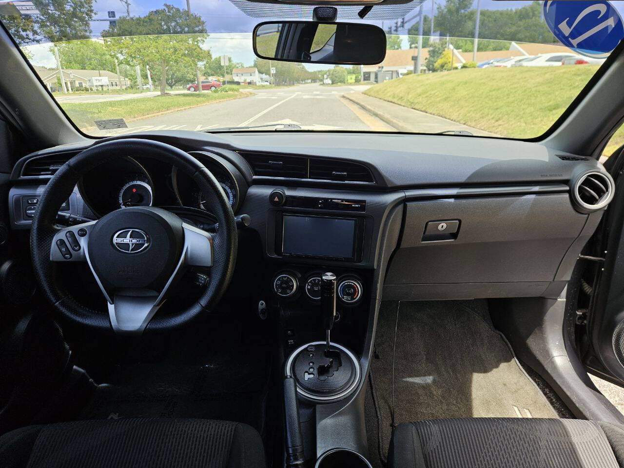 Used 2012 Scion tC FWD image 19