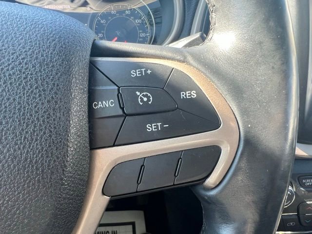 Used 2014 Jeep Cherokee Limited AWD/4WD image 15