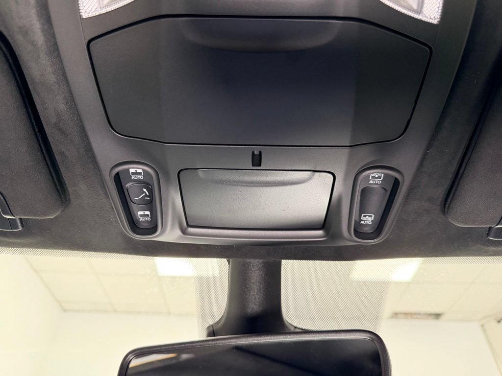 New 2027 Chrysler Pacifica Pinnacle AWD/4WD image 16