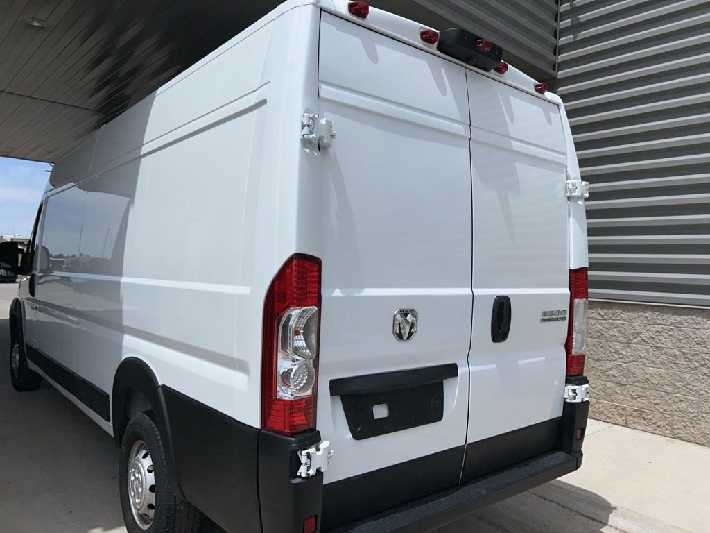 Used 2023 RAM ProMaster 3500 w/ Driver Convenience Group FWD image 5