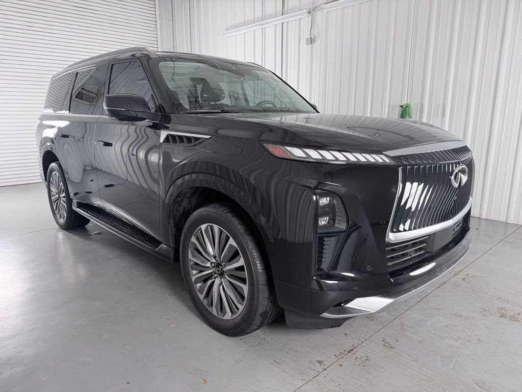 Certified 2025 INFINITI QX80 Sensory AWD/4WD image 4