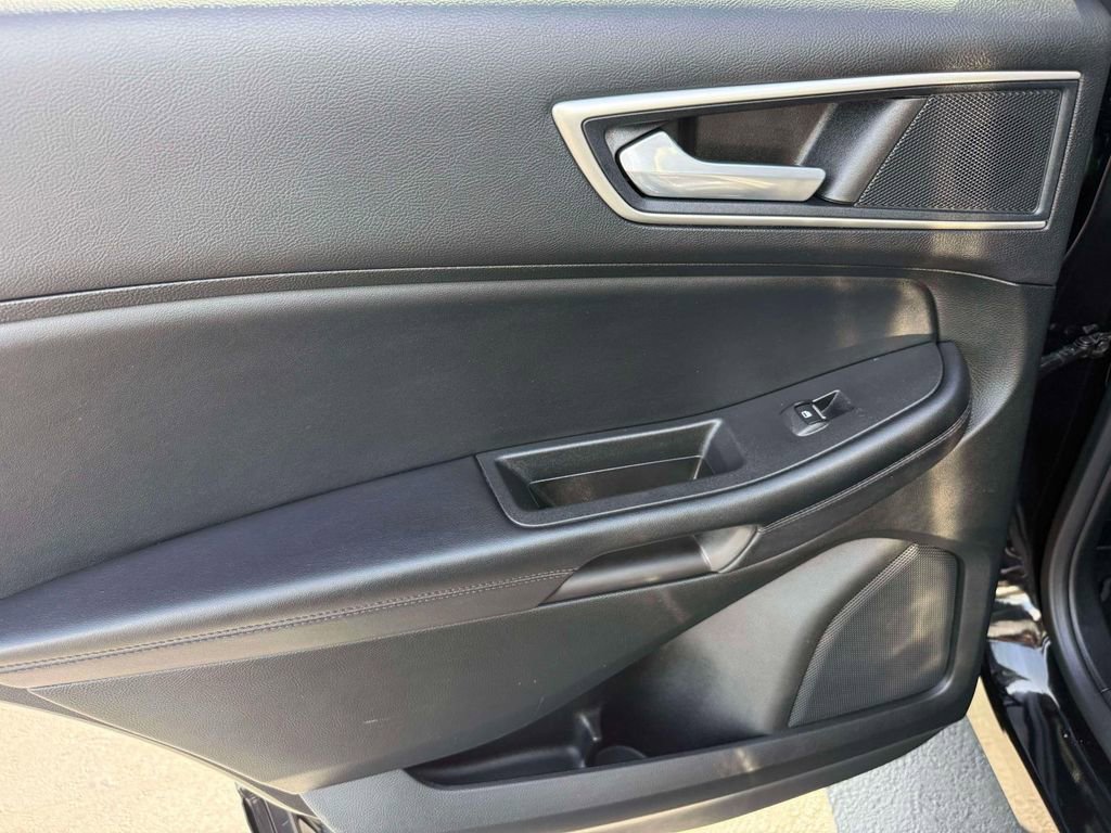 Certified 2022 Ford Edge SEL w/ Convenience Package image 10