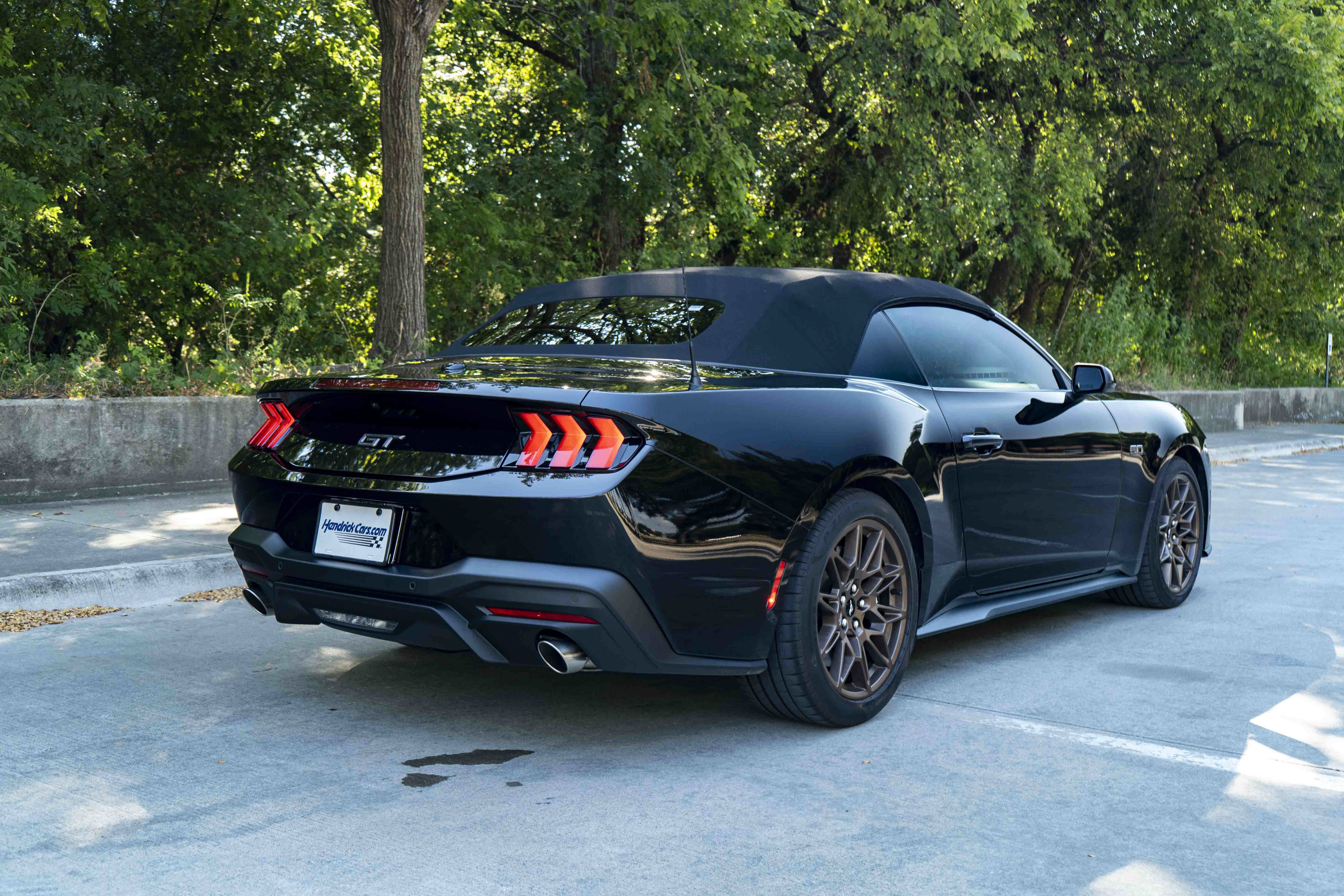 Used 2025 Ford Mustang GT Premium w/ GT Performance Package RWD image 10