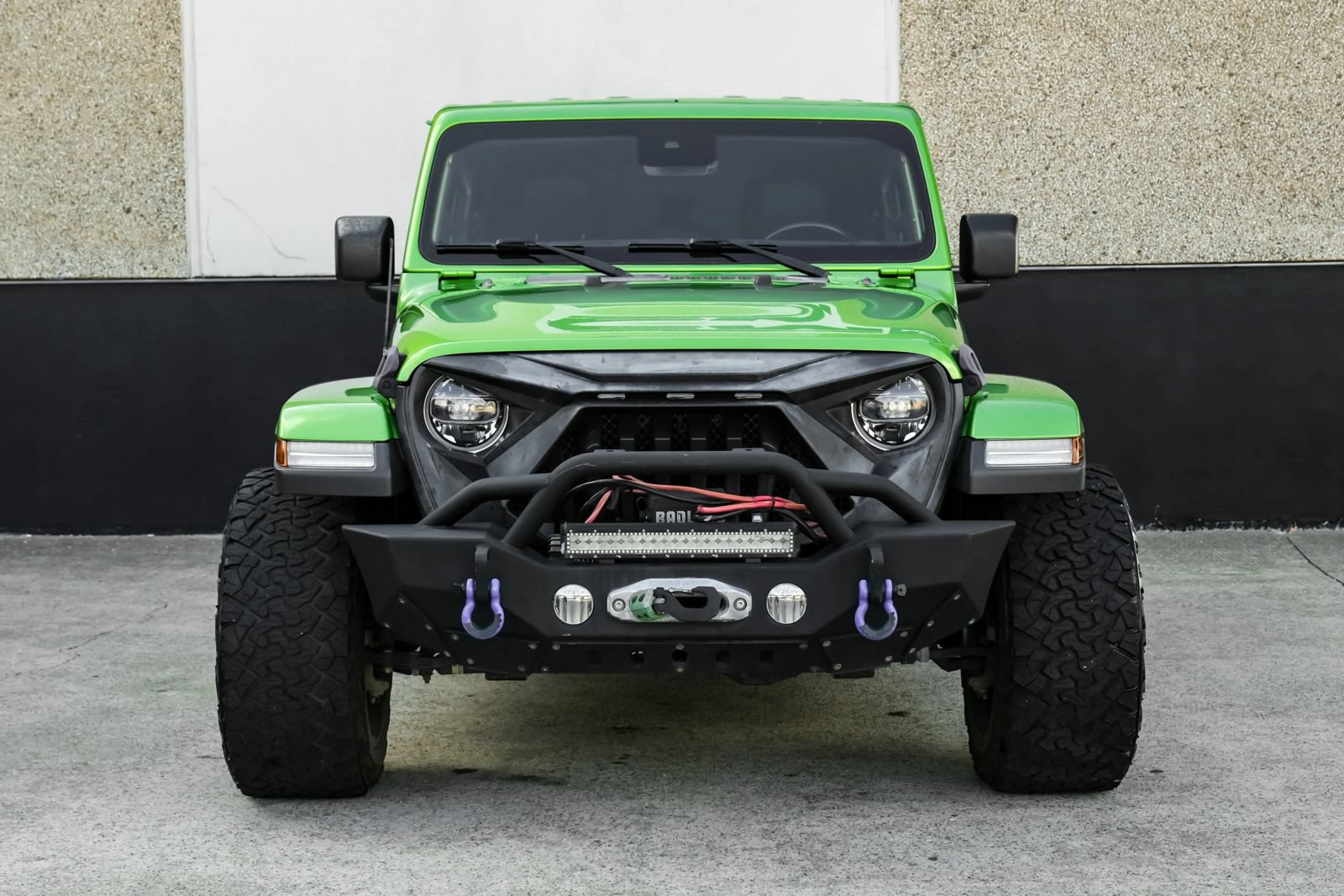 Used 2019 Jeep Wrangler Unlimited Sahara AWD/4WD image 6