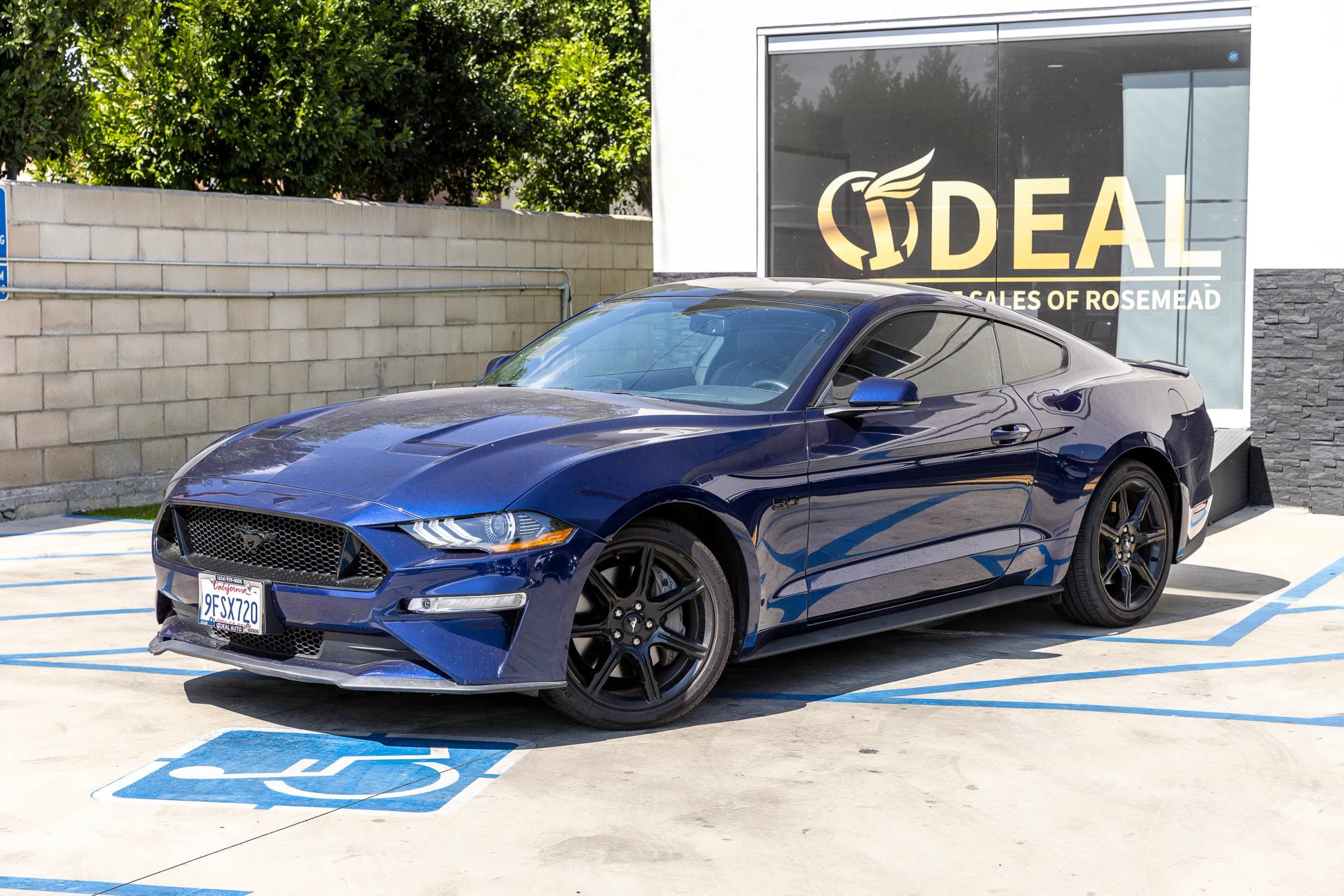Used 2019 Ford Mustang GT Premium w/ Equipment Group 401A RWD image 6