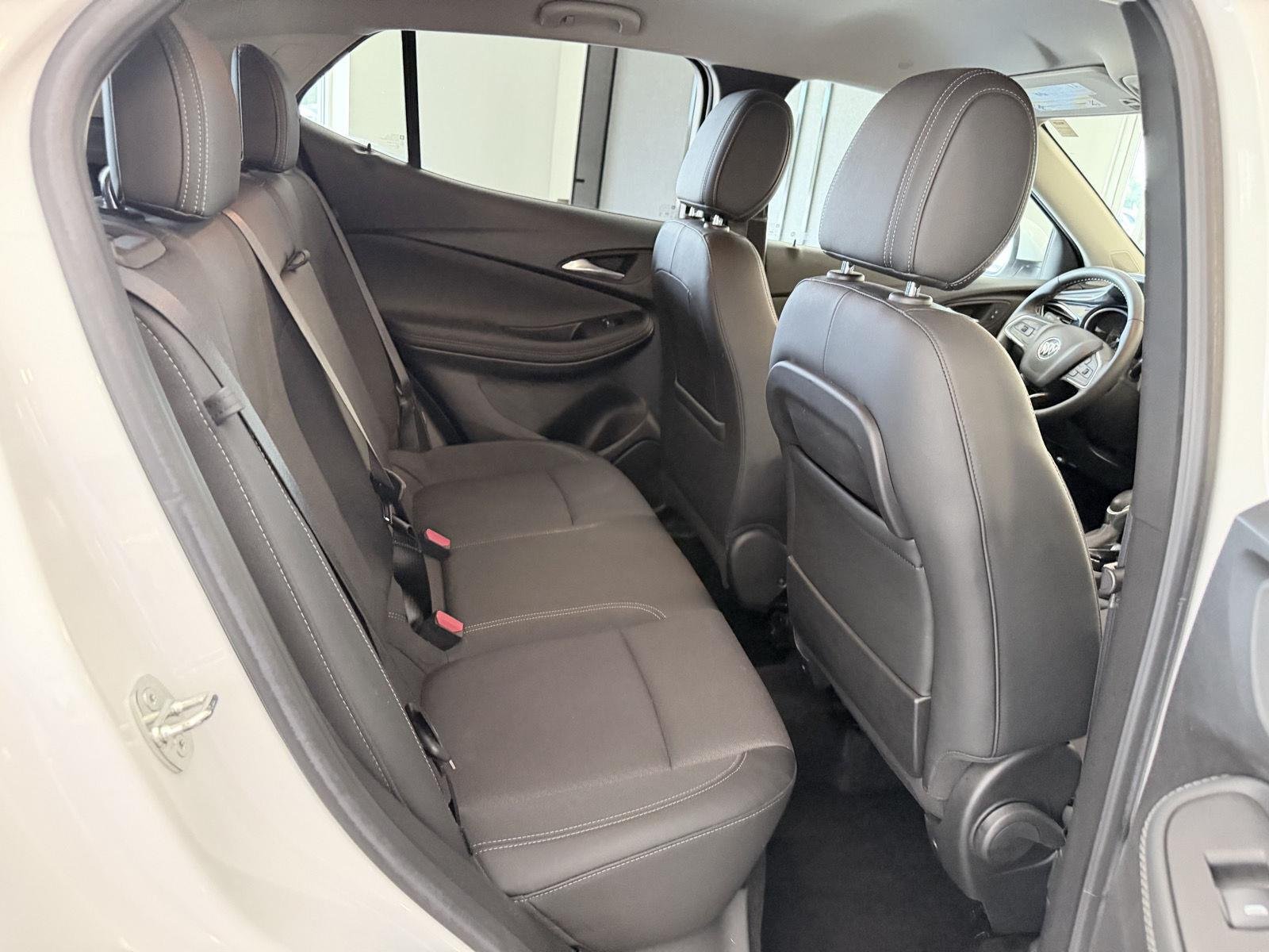 Used 2021 Buick Encore GX Select w/ Sport Touring Package AWD/4WD image 26