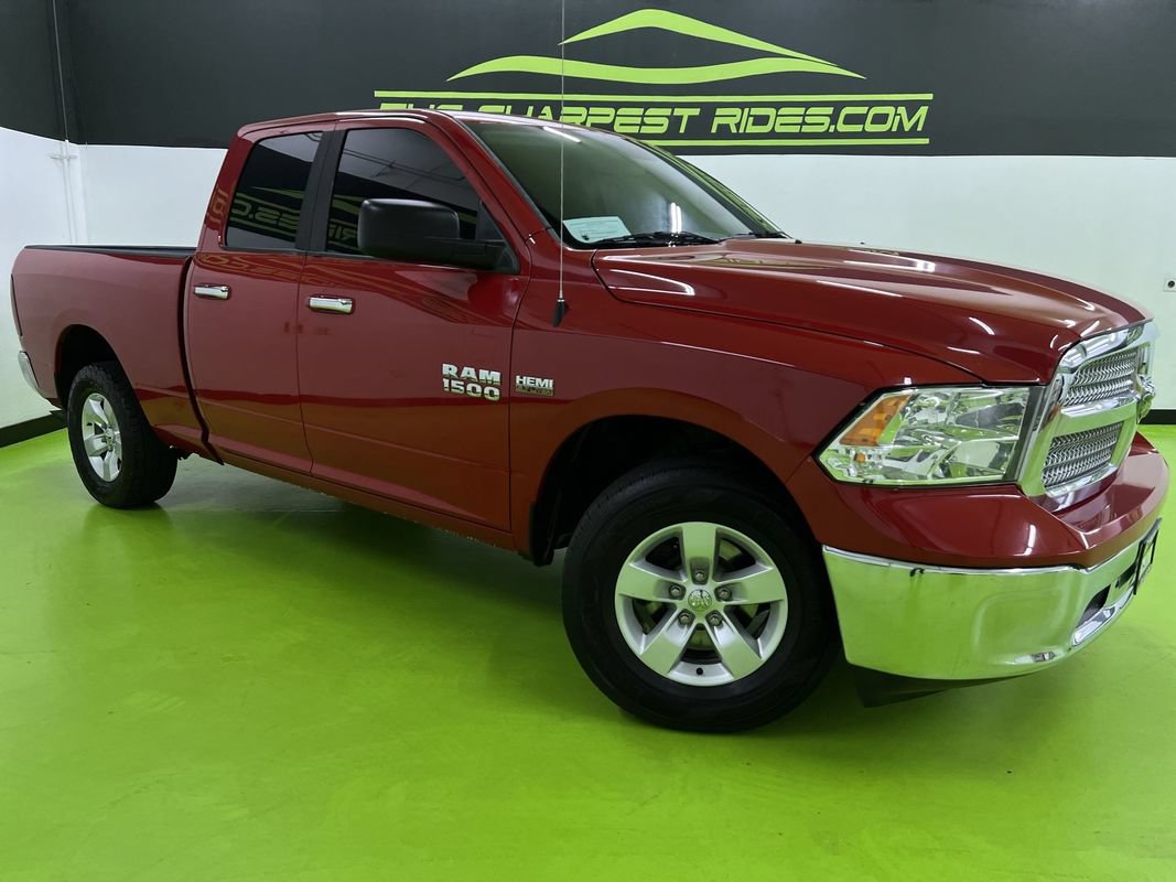 Used 2017 RAM 1500 Classic SLT AWD/4WD image 1