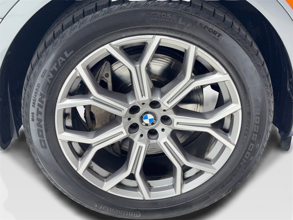 Used 2024 BMW X7 xDrive40i image 53