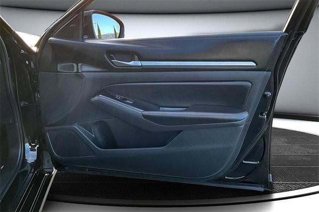 Certified 2024 Nissan Altima 2.5 SR image 26