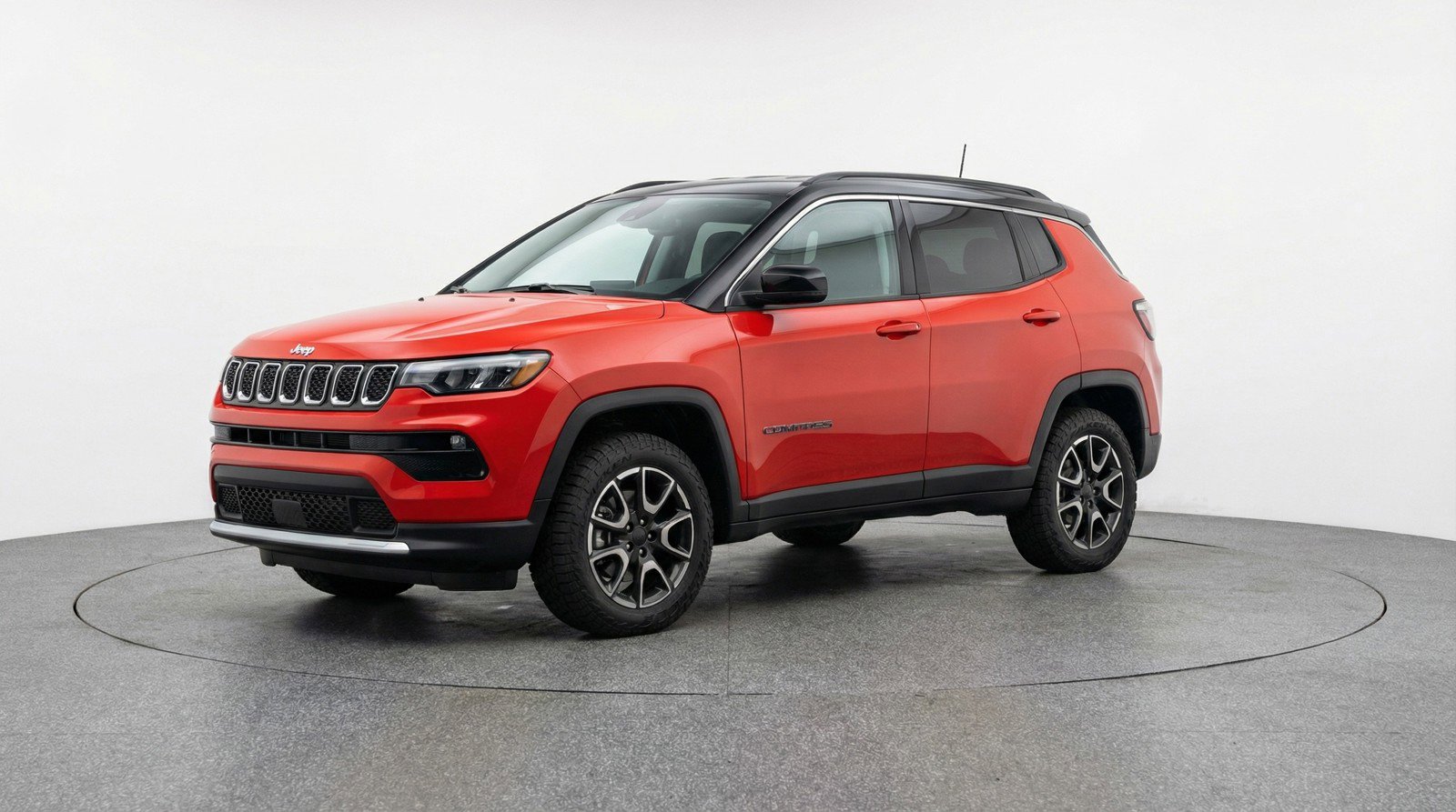 Used 2025 Jeep Compass Trailhawk image 3