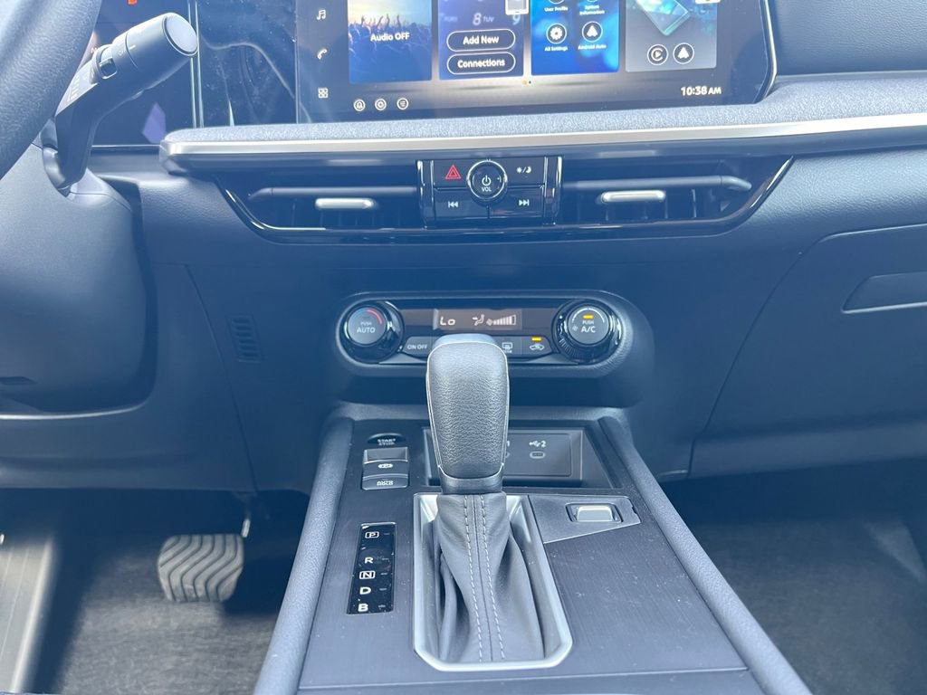 New 2026 Nissan Kicks SV image 3