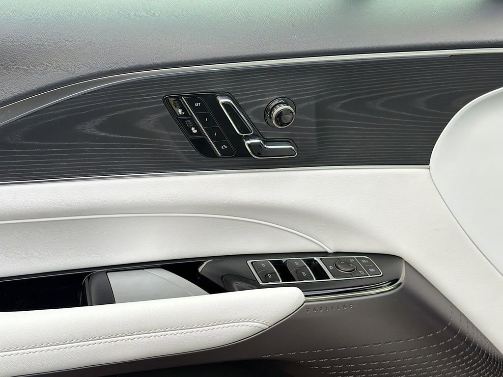 New 2025 Cadillac Lyriq Sport image 18