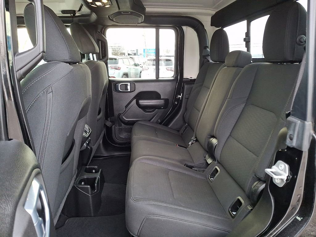 Used 2021 Jeep Gladiator Sport image 13