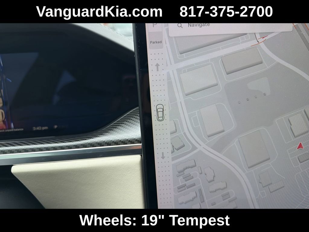 Used 2022 Tesla Model S Plaid image 25