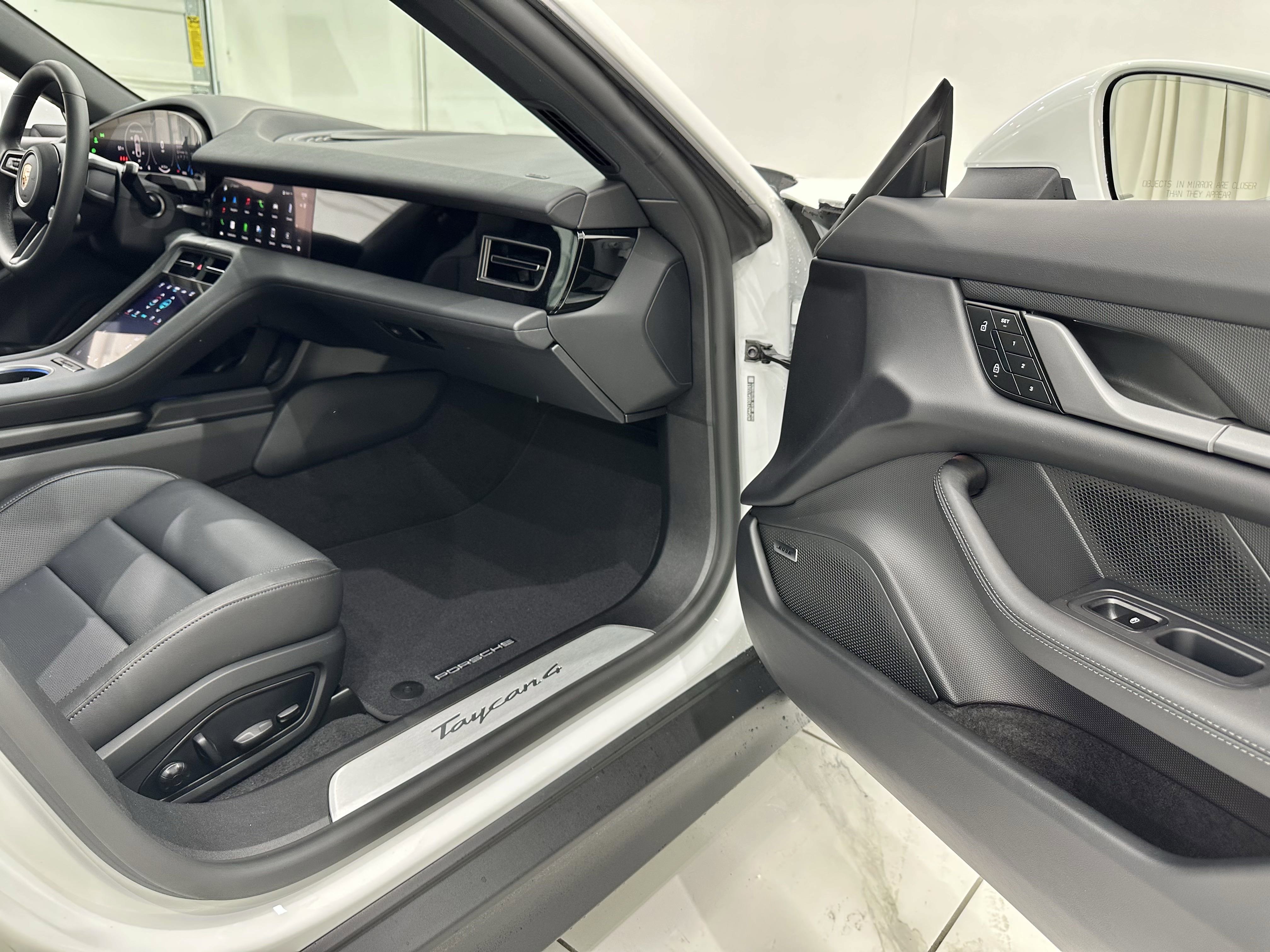 New 2025 Porsche Taycan image 23