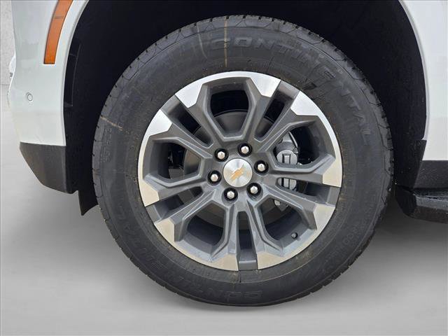 New 2026 Chevrolet Suburban LS image 11