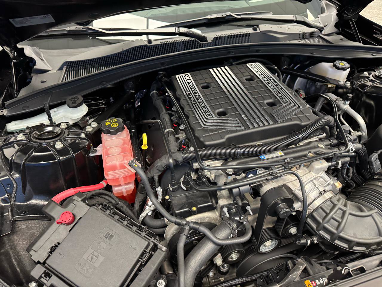 Used 2022 Chevrolet Camaro ZL1 RWD image 21