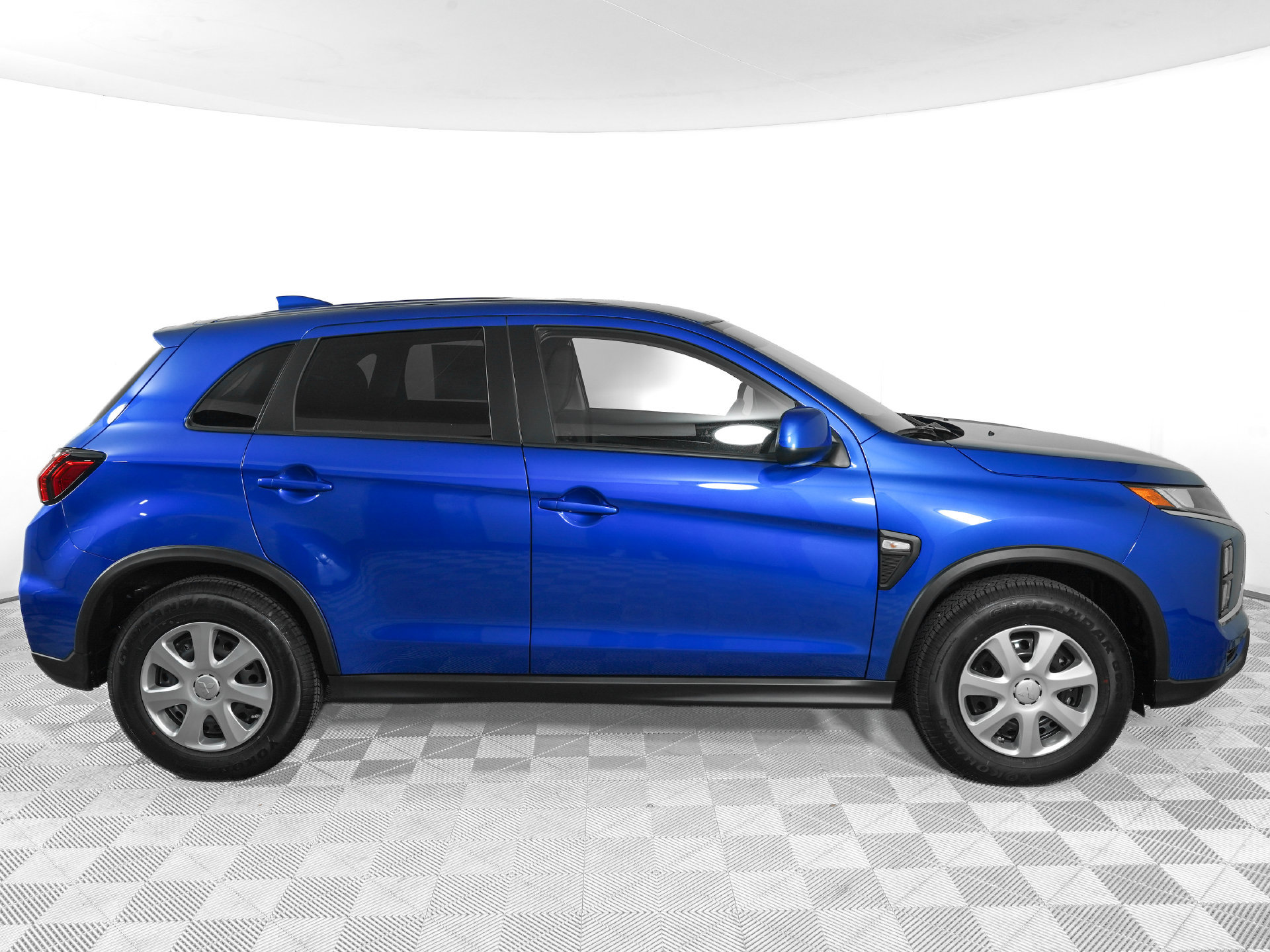 New 2027 Mitsubishi Outlander Sport FWD image 5