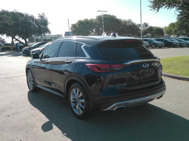 Used 2020 INFINITI QX50 Luxe w/ Navigation Package FWD image 9