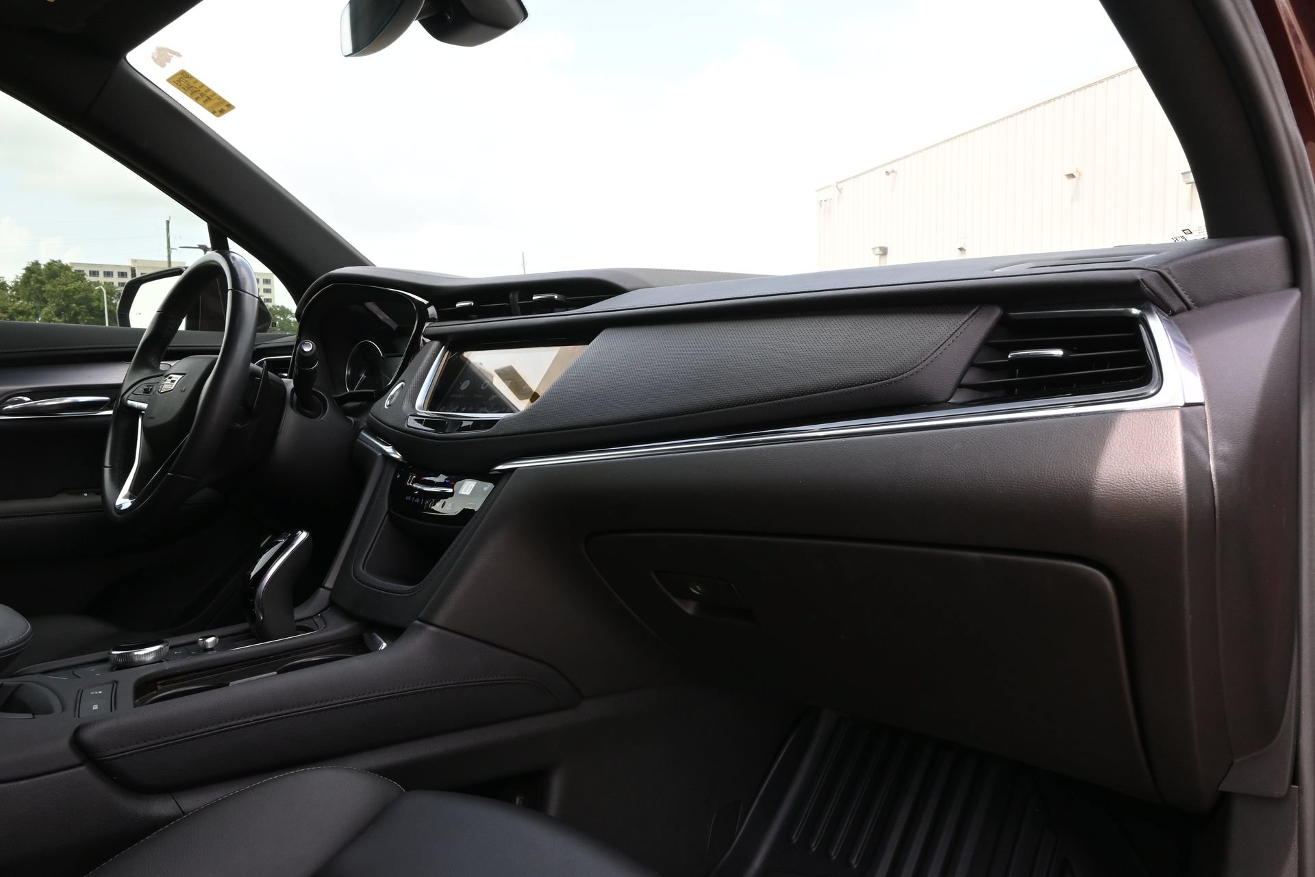 Certified 2023 Cadillac XT6 Luxury FWD image 24