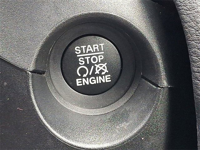 Used 2021 Jeep Compass Latitude w/ Driver Assistance Group image 25