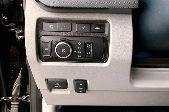 Used 2023 Ford F250 Limited AWD/4WD image 40