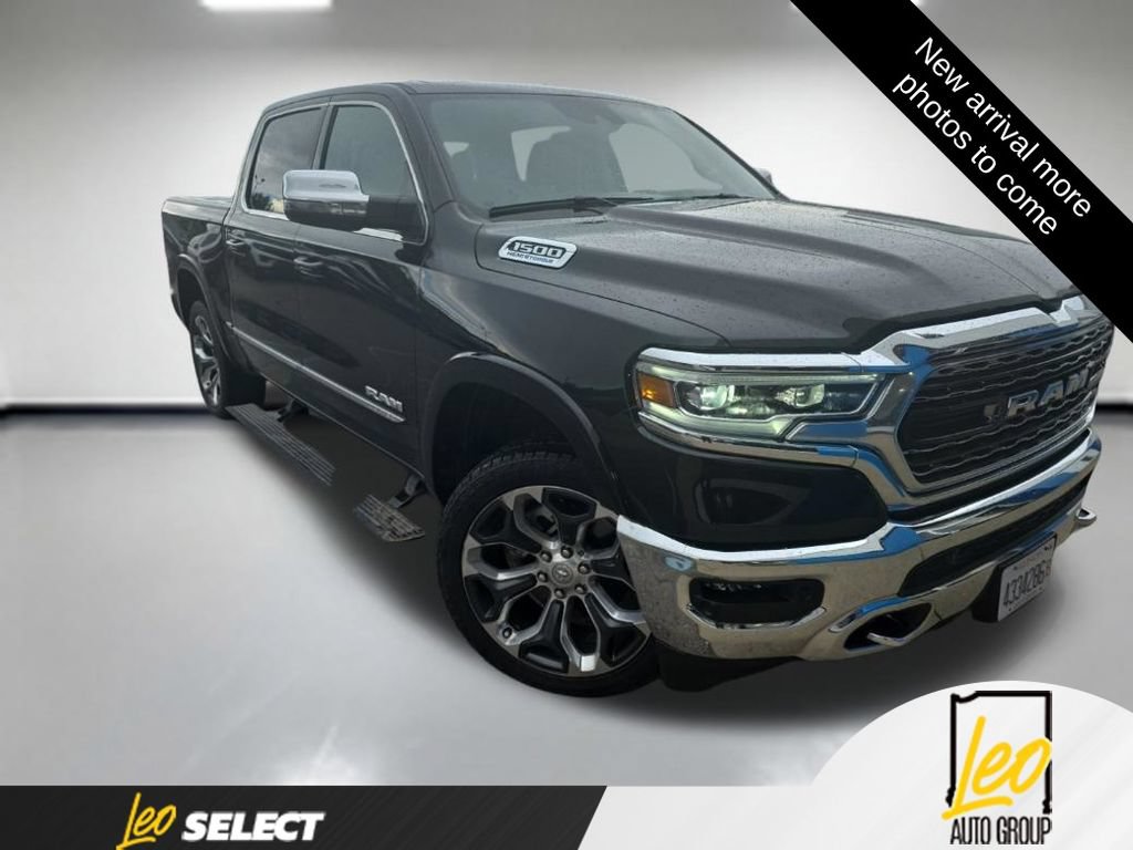 Used 2024 RAM 1500 Limited AWD/4WD image 2
