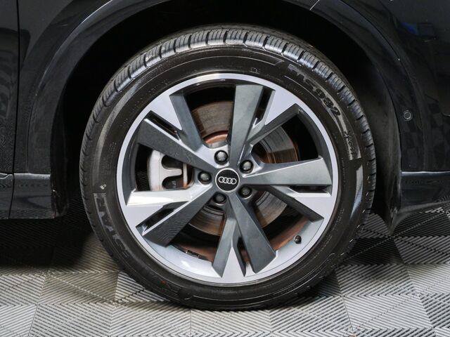 Used 2023 Audi Q4 e-tron Premium Plus w/ Premium Plus AWD/4WD image 14