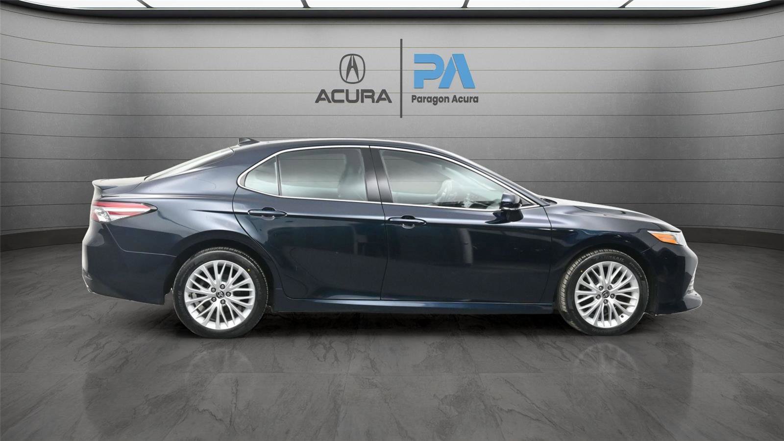 Used 2020 Toyota Camry XLE image 25