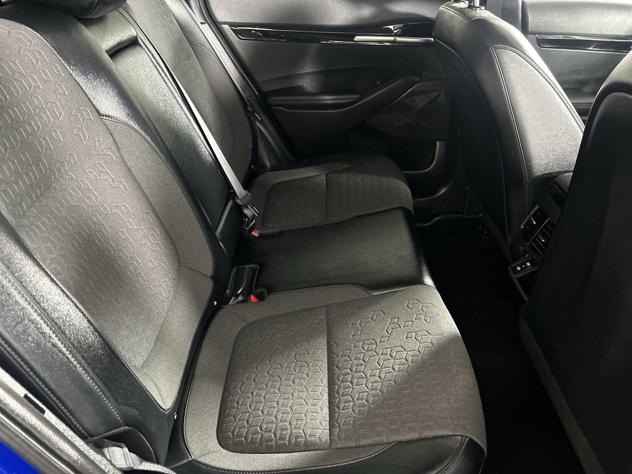 Used 2025 Kia Seltos S image 24