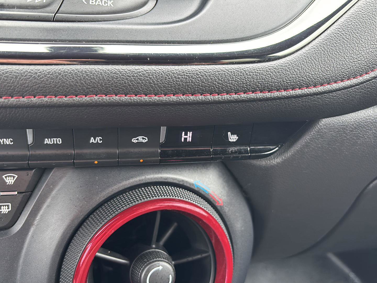 Used 2019 Chevrolet Blazer RS w/ Sun and Wheels Package image 30