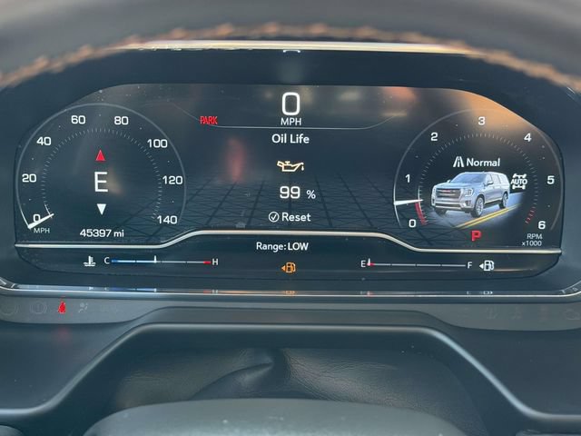 Used 2023 GMC Yukon XL AT4 w/ Technology Package AWD/4WD image 21