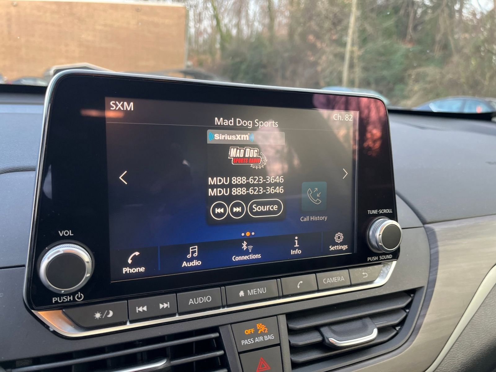 Used 2025 Nissan Altima 2.5 SV image 21