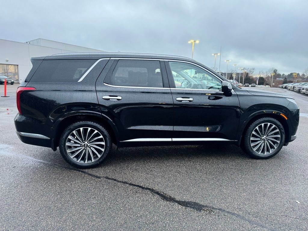 Used 2023 Hyundai Palisade Calligraphy image 5