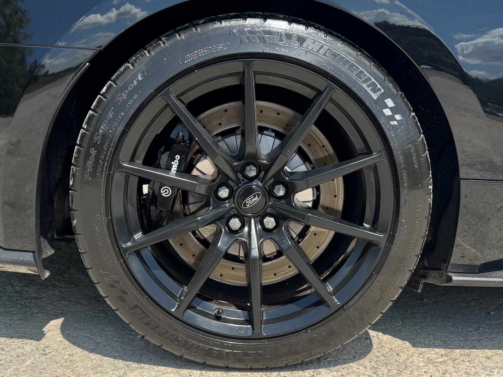 Used 2016 Ford Mustang Shelby GT350 w/ Technology Package RWD image 69