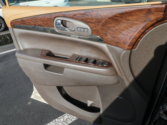 Used 2015 Buick Enclave Leather image 13