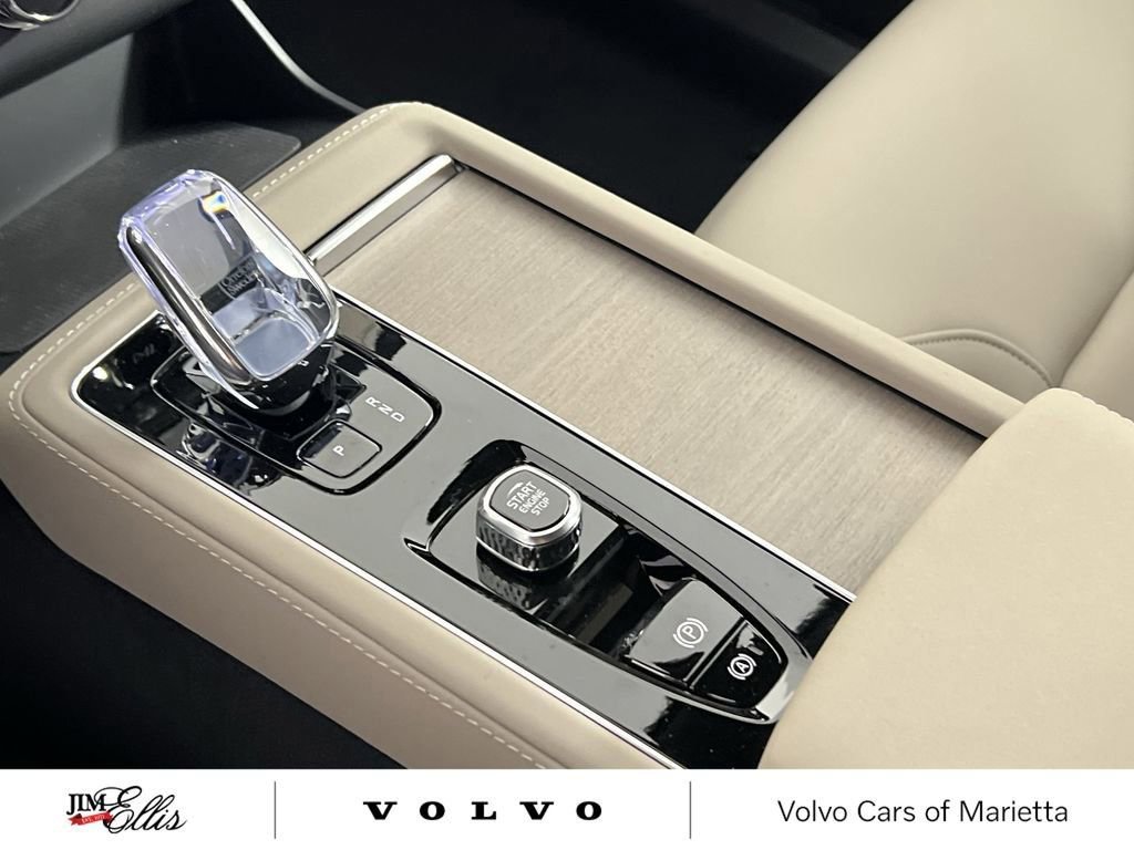 New 2026 Volvo XC90 B6 Plus w/ Protection Package Premier AWD/4WD image 20