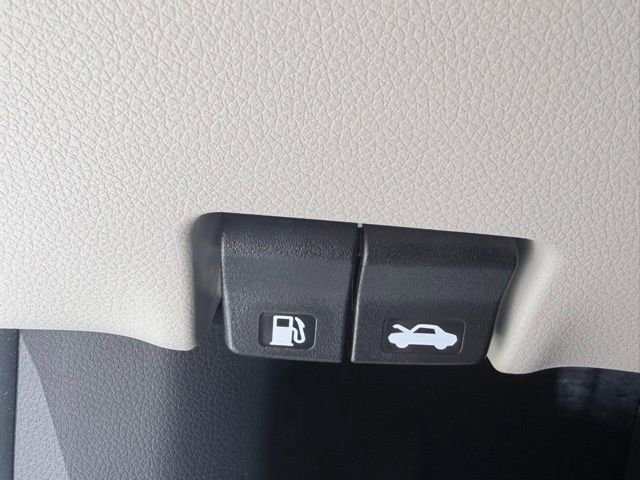 Certified 2022 Nissan Rogue Sport SL w/ Premium Package FWD image 23