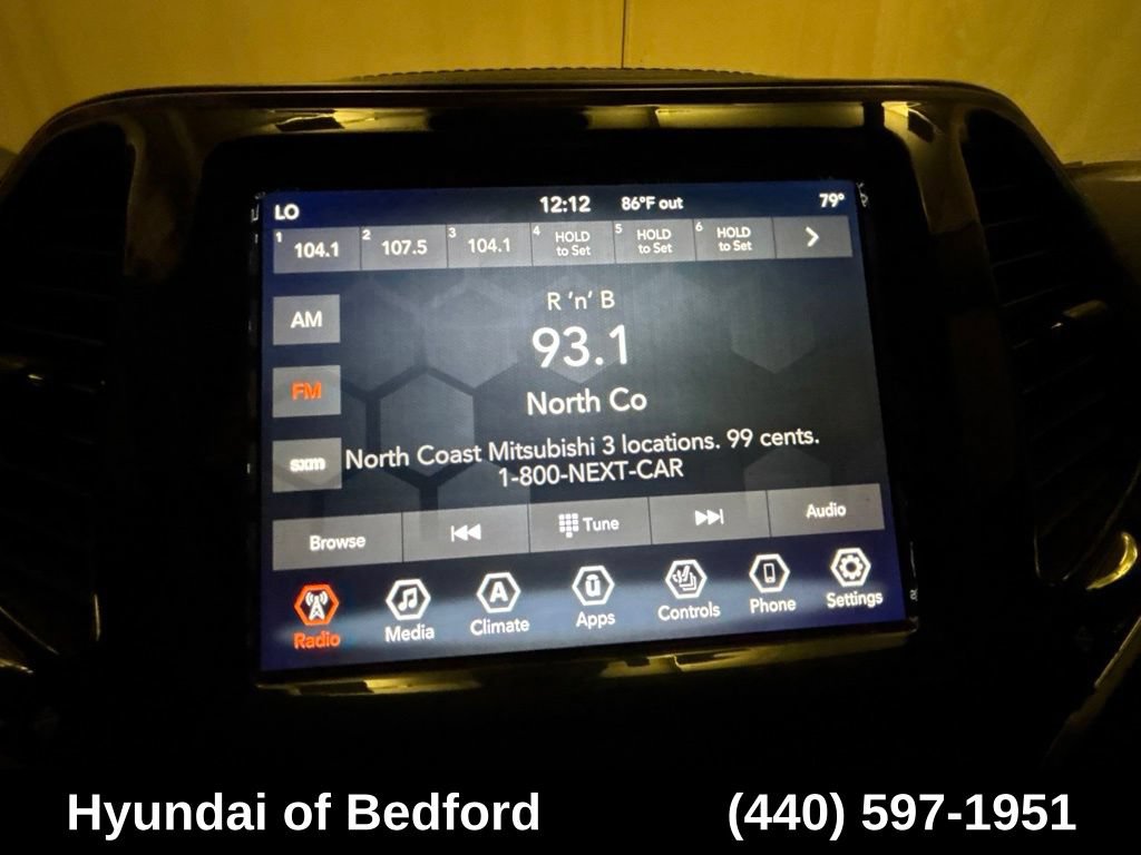 Used 2019 Jeep Cherokee Limited FWD image 16
