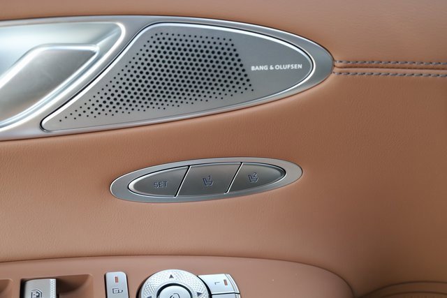 New 2026 Genesis GV70 2.5T Advanced image 14