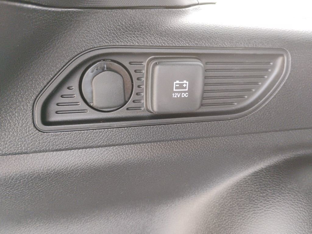 New 2025 Jeep Grand Cherokee Laredo w/ Trailer Tow Package image 15