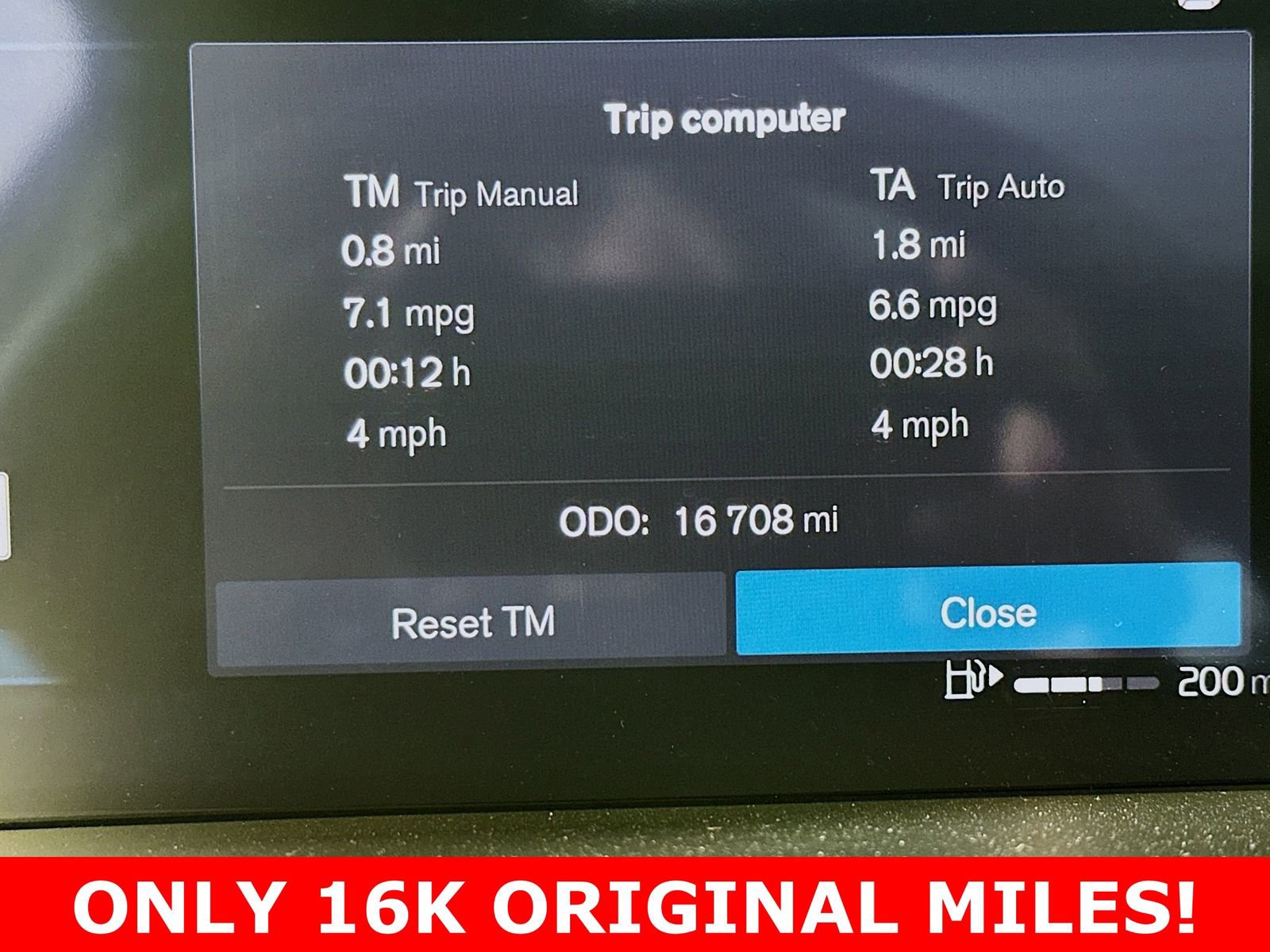 Used 2025 Volvo XC40 B5 Core AWD/4WD image 15